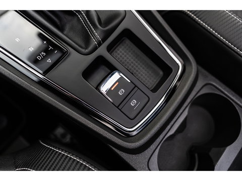 SEAT Leon ST 2.0 TSI CUPRA 4DRIVE PERFORMANCE PANO BREMBO