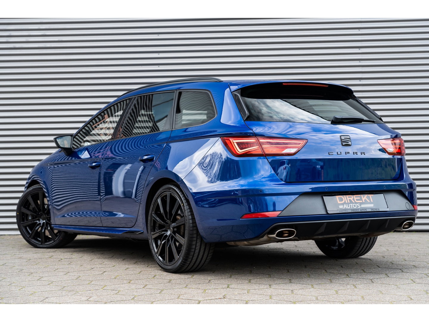 SEAT Leon ST 2.0 TSI CUPRA 4DRIVE PERFORMANCE PANO BREMBO