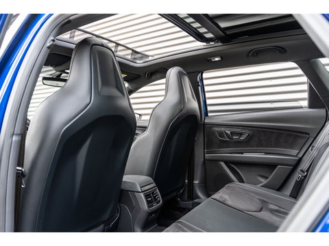 SEAT Leon ST 2.0 TSI CUPRA 4DRIVE PERFORMANCE PANO BREMBO