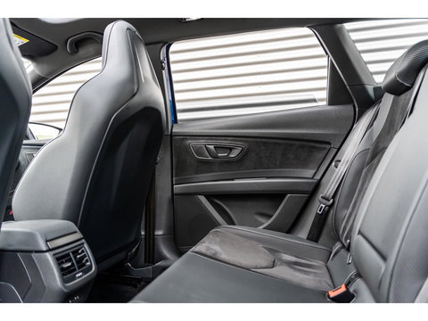 SEAT Leon ST 2.0 TSI CUPRA 4DRIVE PERFORMANCE PANO BREMBO