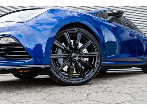 SEAT Leon ST 2.0 TSI CUPRA 4DRIVE PERFORMANCE PANO BREMBO