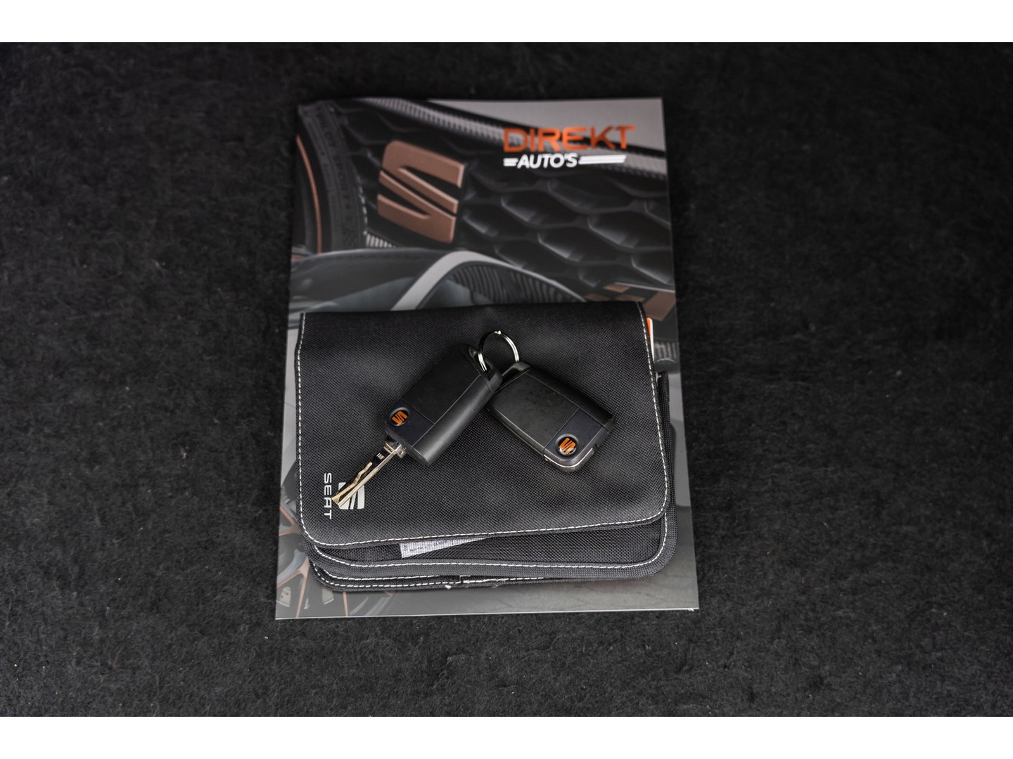 SEAT Leon ST 2.0 TSI CUPRA 4DRIVE PERFORMANCE PANO BREMBO