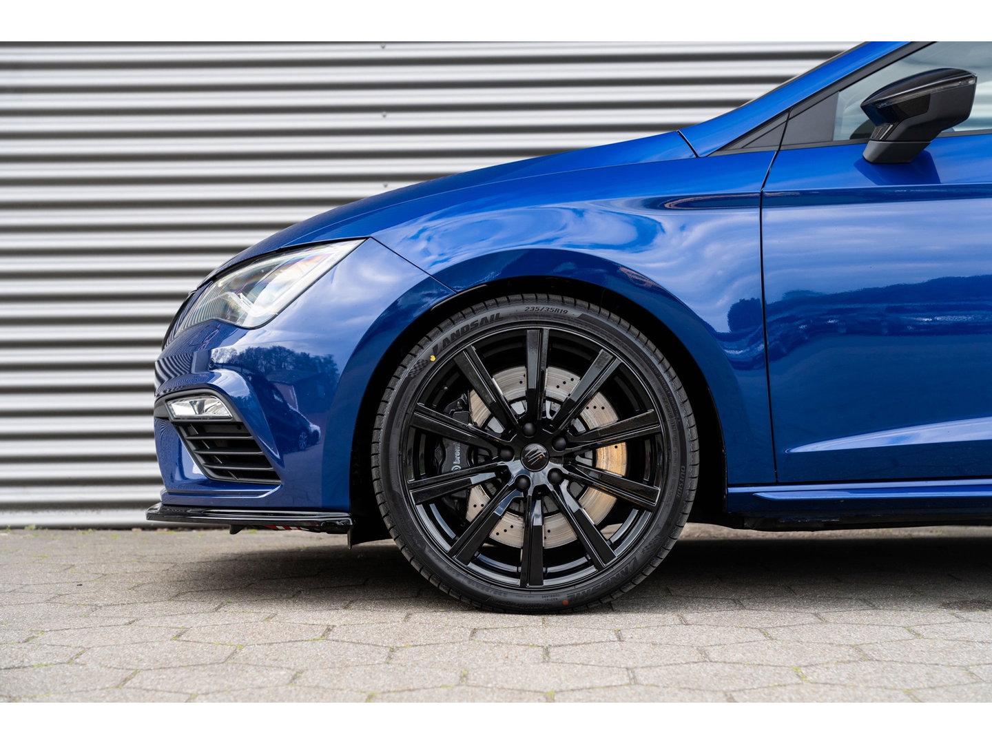 SEAT Leon ST 2.0 TSI CUPRA 4DRIVE PERFORMANCE PANO BREMBO