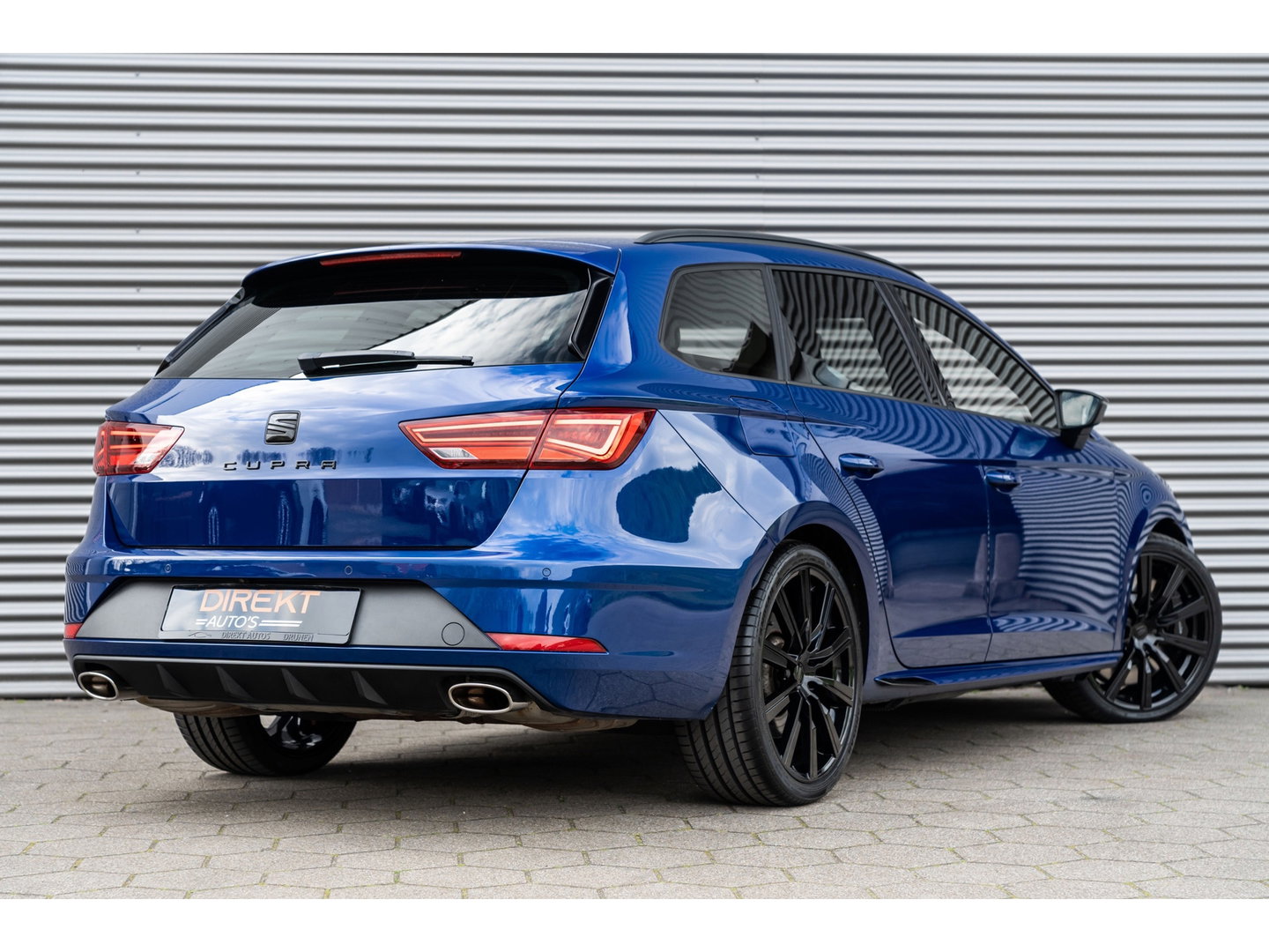 SEAT Leon ST 2.0 TSI CUPRA 4DRIVE PERFORMANCE PANO BREMBO