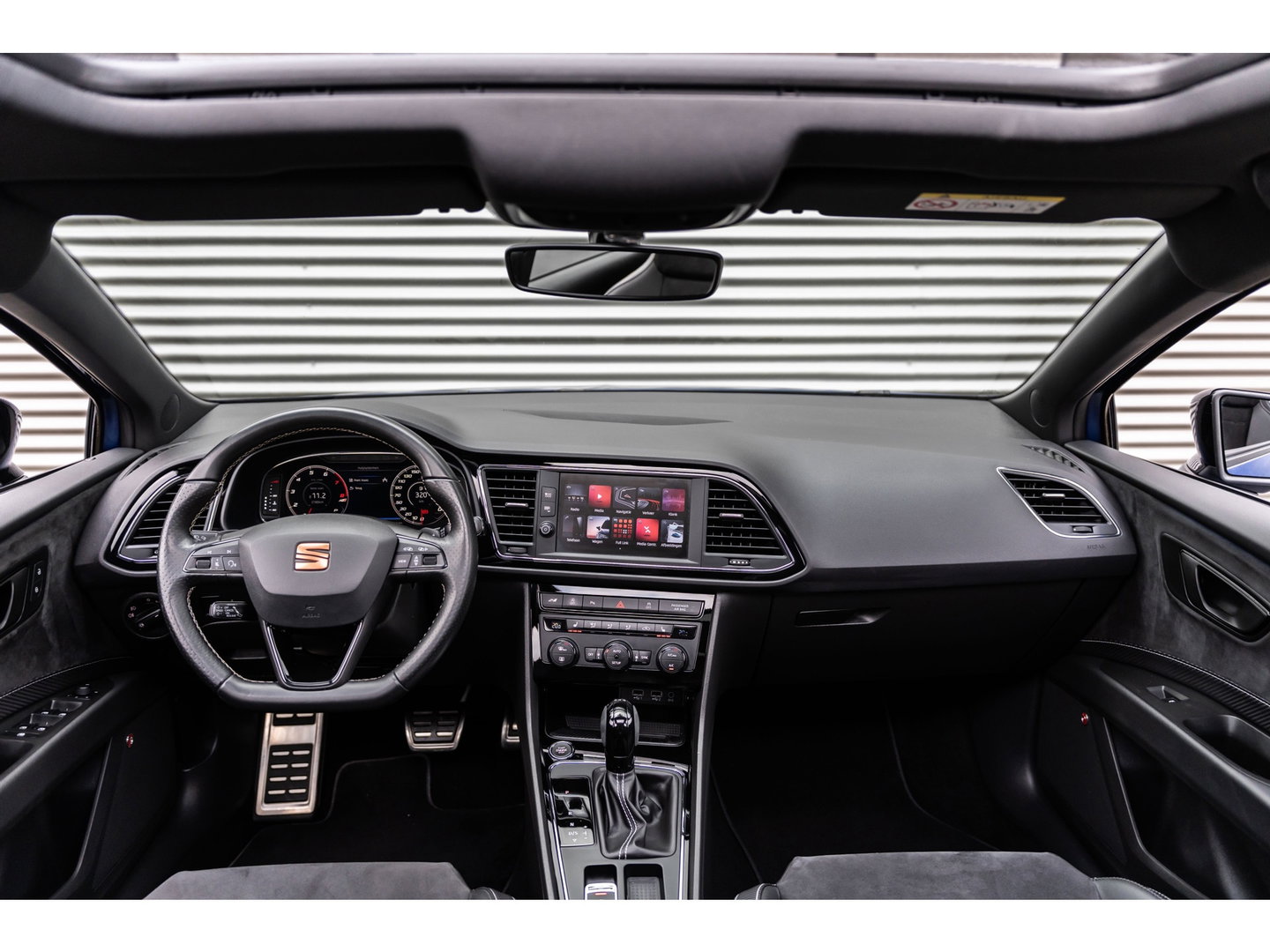 SEAT Leon ST 2.0 TSI CUPRA 4DRIVE PERFORMANCE PANO BREMBO