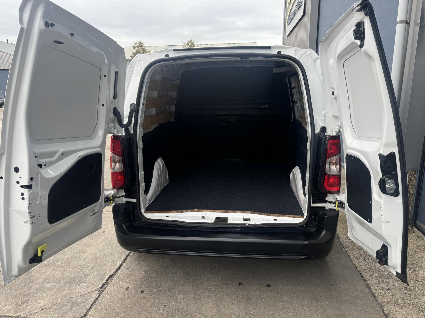 Opel Combo 1.5D L1H1 Edition AIRCO / CRUISE CONTROLE / EURO 6 / DEALER ONDERHOUDEN