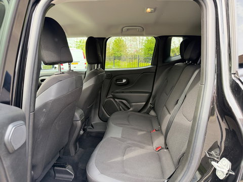 Jeep Renegade 4xe AWD 240 Plug-in Hybrid Electric S Automaat Airco/Ecc Navi Camera