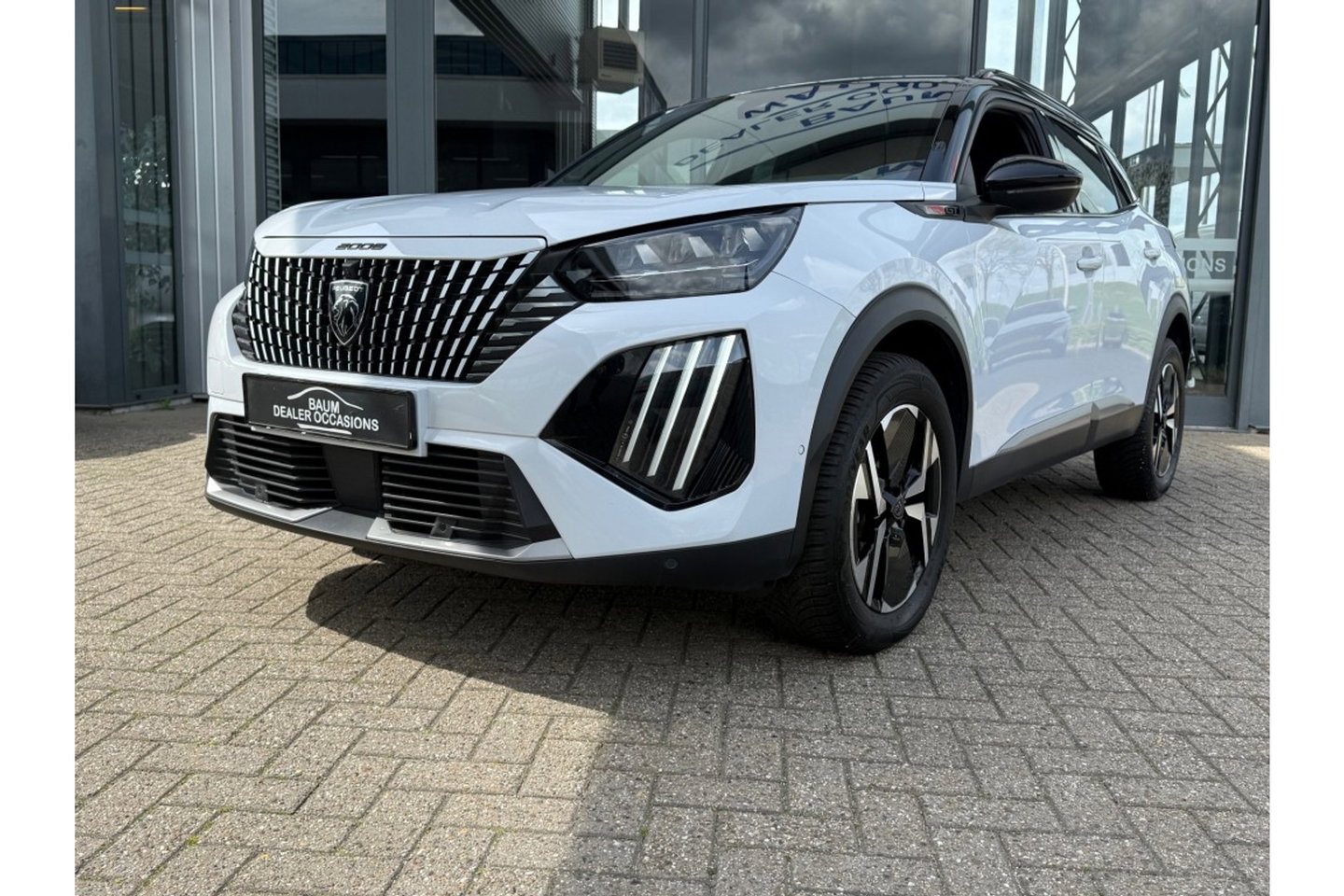 Peugeot 2008 1.2 PT GT-LINE 130PK AUTOMAAT LMV NAVI PDC-CAMERA