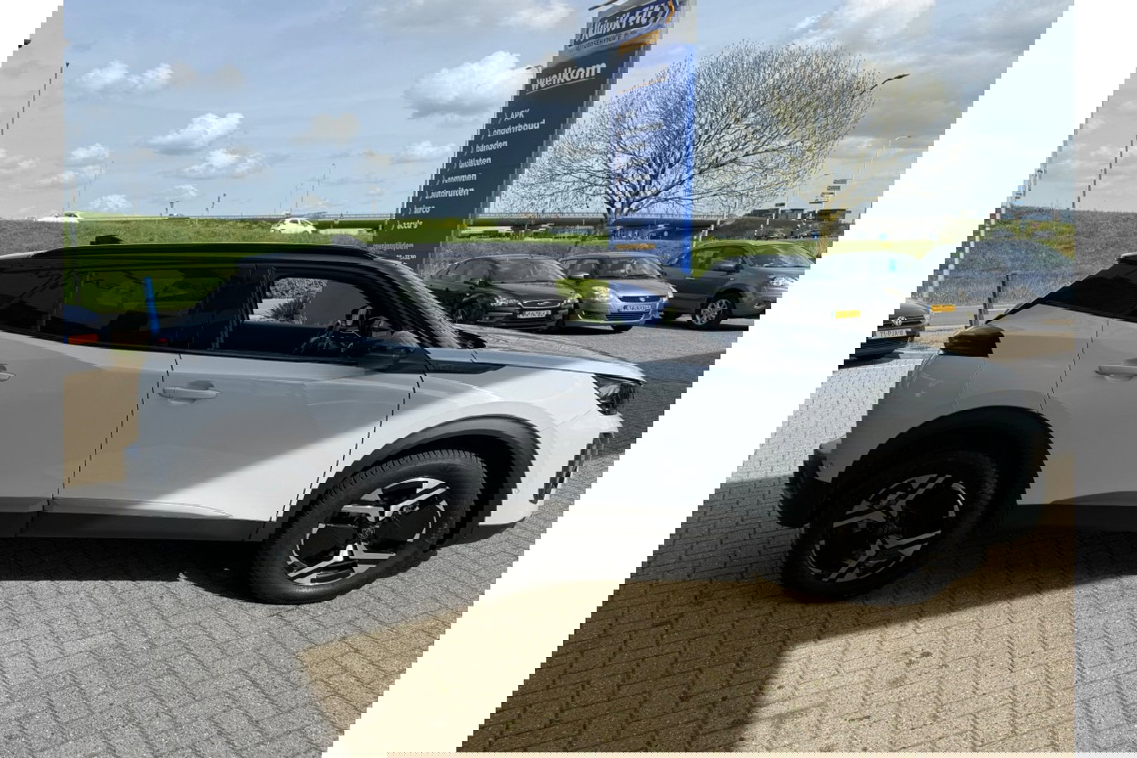 Peugeot 2008 1.2 PT GT-LINE 130PK AUTOMAAT LMV NAVI PDC-CAMERA