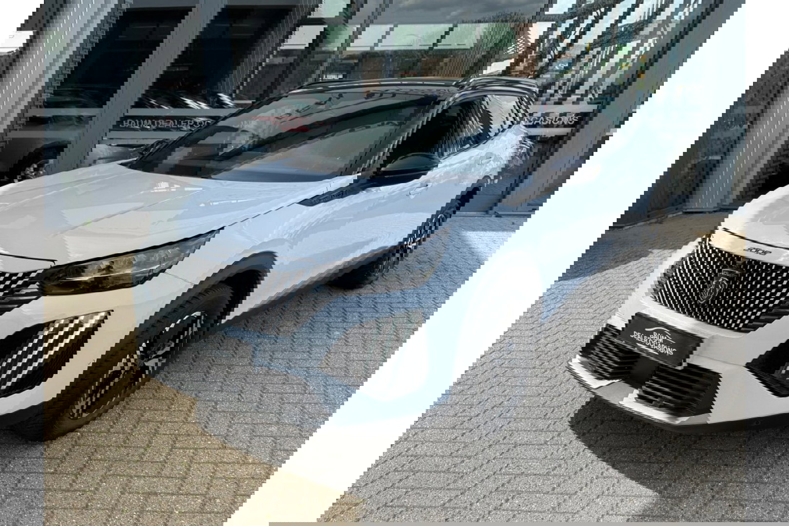 Peugeot 2008 1.2 PT GT-LINE 130PK AUTOMAAT LMV NAVI PDC-CAMERA