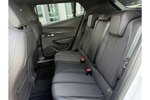 Peugeot 2008 1.2 PT GT-LINE 130PK AUTOMAAT LMV NAVI PDC-CAMERA