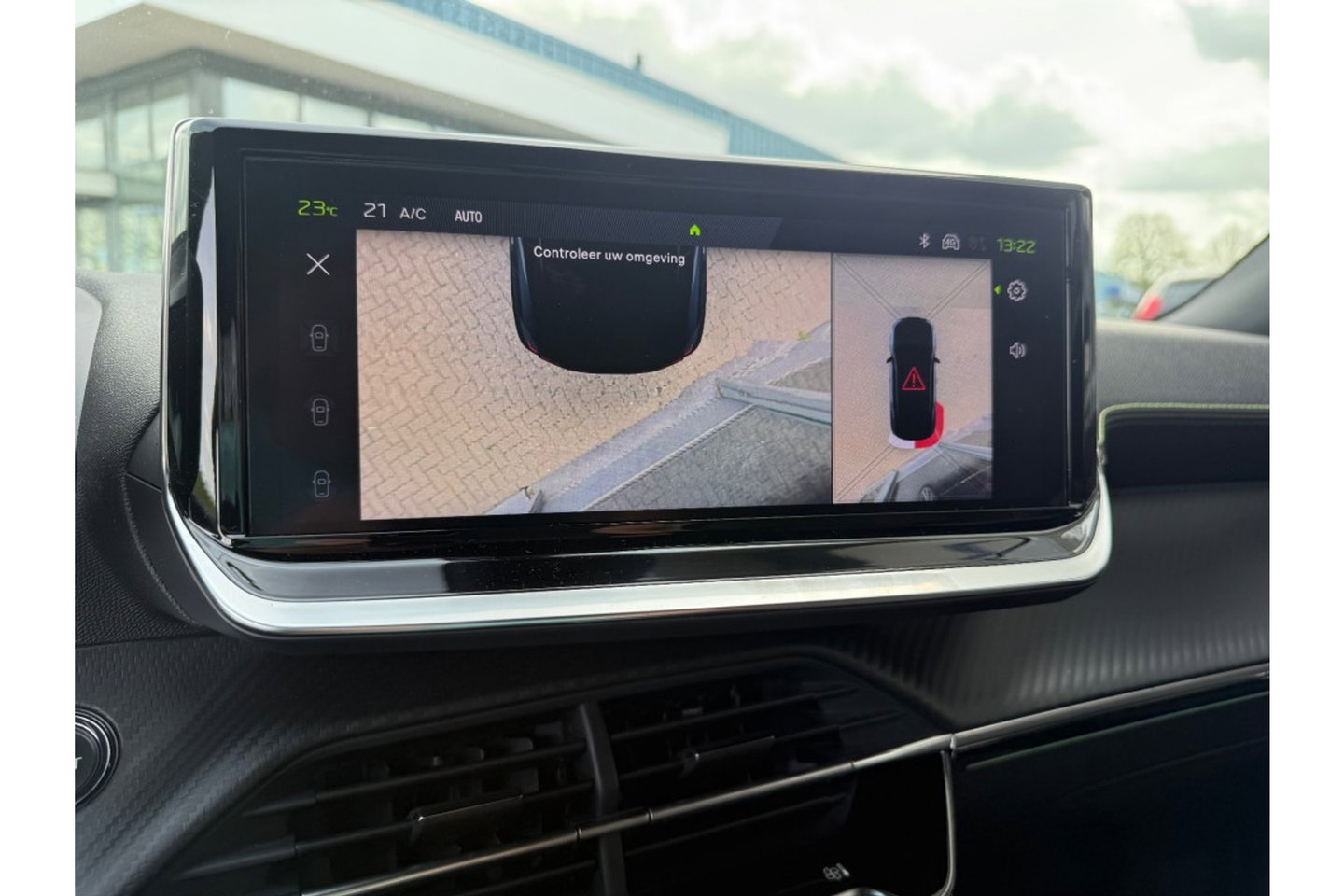 Peugeot 2008 1.2 PT GT-LINE 130PK AUTOMAAT LMV NAVI PDC-CAMERA