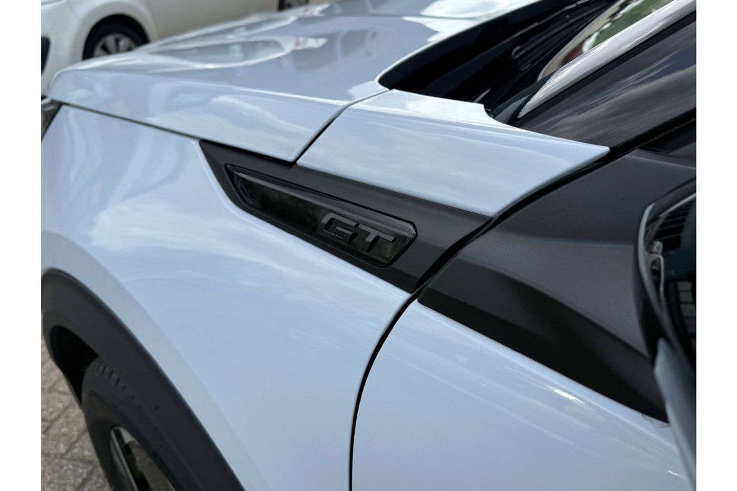 Peugeot 2008 1.2 PT GT-LINE 130PK AUTOMAAT LMV NAVI PDC-CAMERA