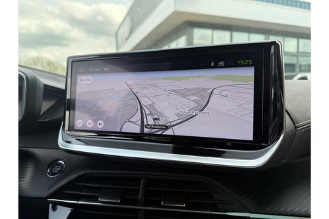 Peugeot 2008 1.2 PT GT-LINE 130PK AUTOMAAT LMV NAVI PDC-CAMERA