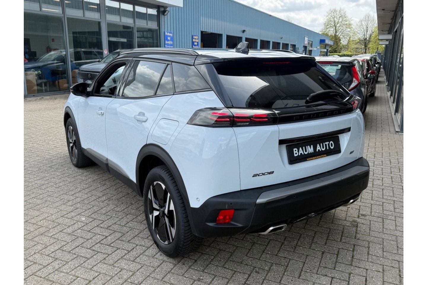 Peugeot 2008 1.2 PT GT-LINE 130PK AUTOMAAT LMV NAVI PDC-CAMERA