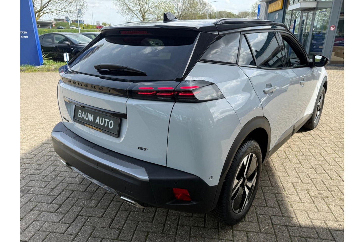 Peugeot 2008 1.2 PT GT-LINE 130PK AUTOMAAT LMV NAVI PDC-CAMERA