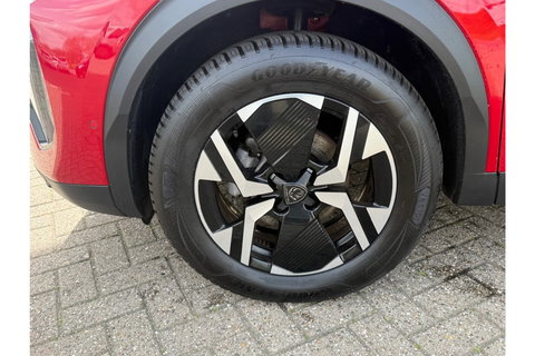 Peugeot 2008 1.2 PURETECH GT PACK AIRCO NAVI PDC-CAMERA.