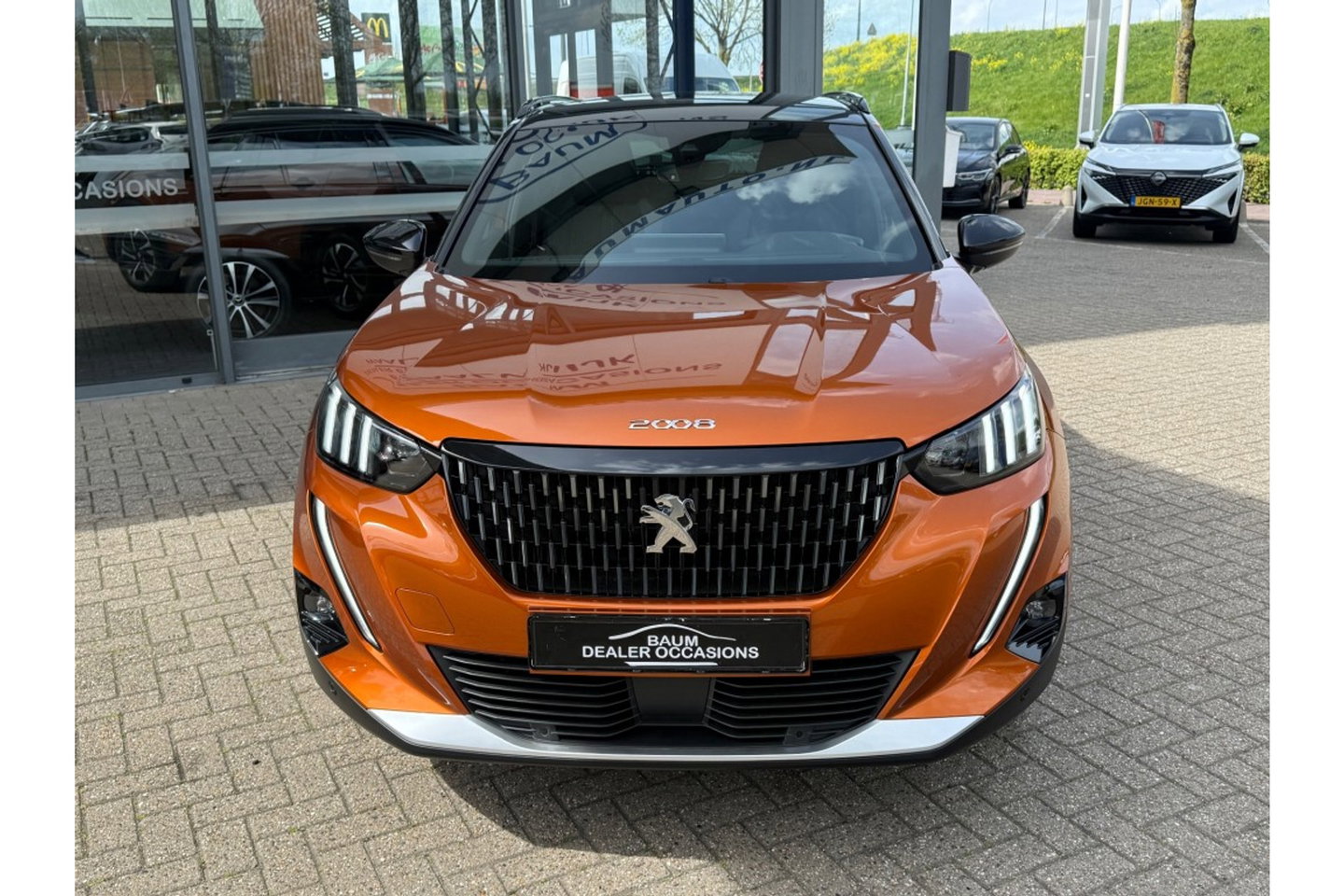 Peugeot 2008 1.2 PURETECH GT PACK 130PK AIRCO NAVI PDC-CAMERA.