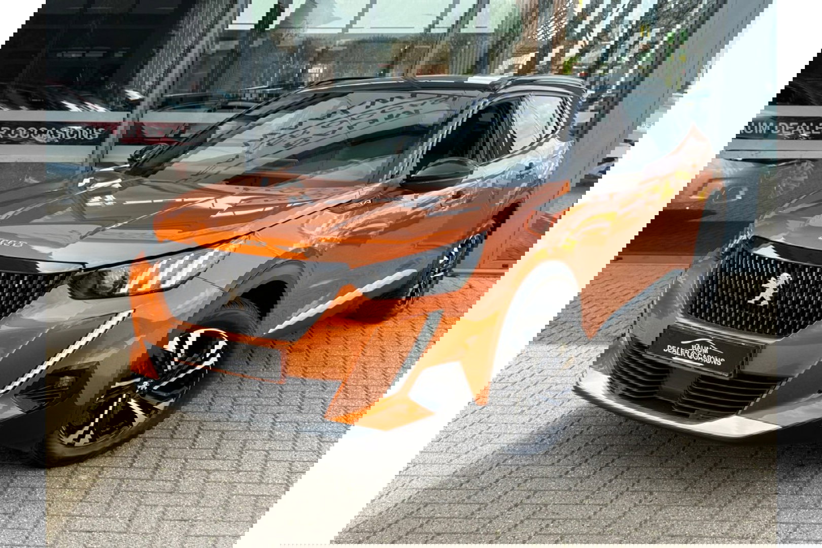 Peugeot 2008 1.2 PURETECH GT PACK 130PK AIRCO NAVI PDC-CAMERA.