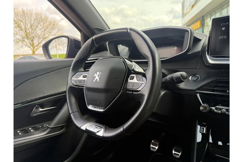 Peugeot 2008 1.2 PURETECH GT PACK 130PK AIRCO NAVI PDC-CAMERA.