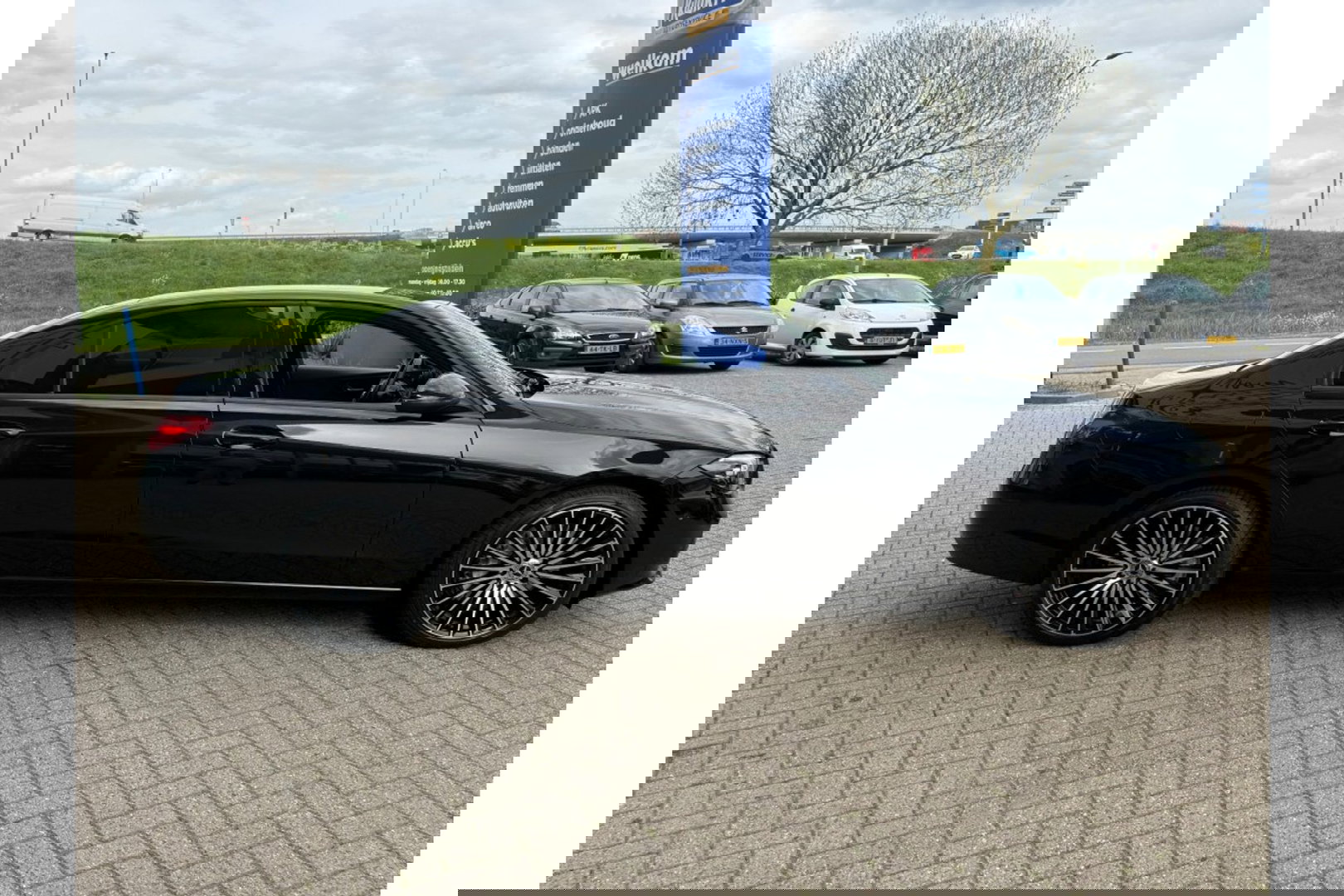 Mercedes-Benz C-Klasse 300 E LUX. LINE PHEV AUTOMAAT NAVI LMV PDC-CAMERA.