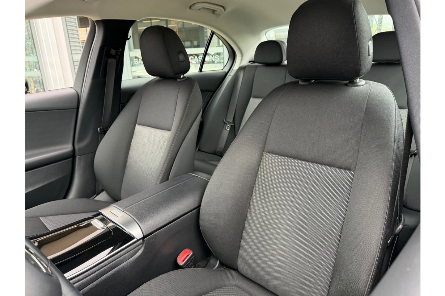 Mercedes-Benz C-Klasse 300 E LUX. LINE PHEV AUTOMAAT NAVI LMV PDC-CAMERA.