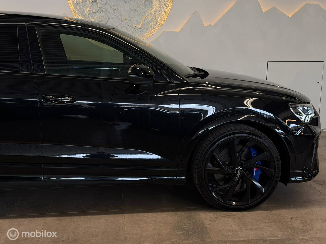 Audi RSQ3