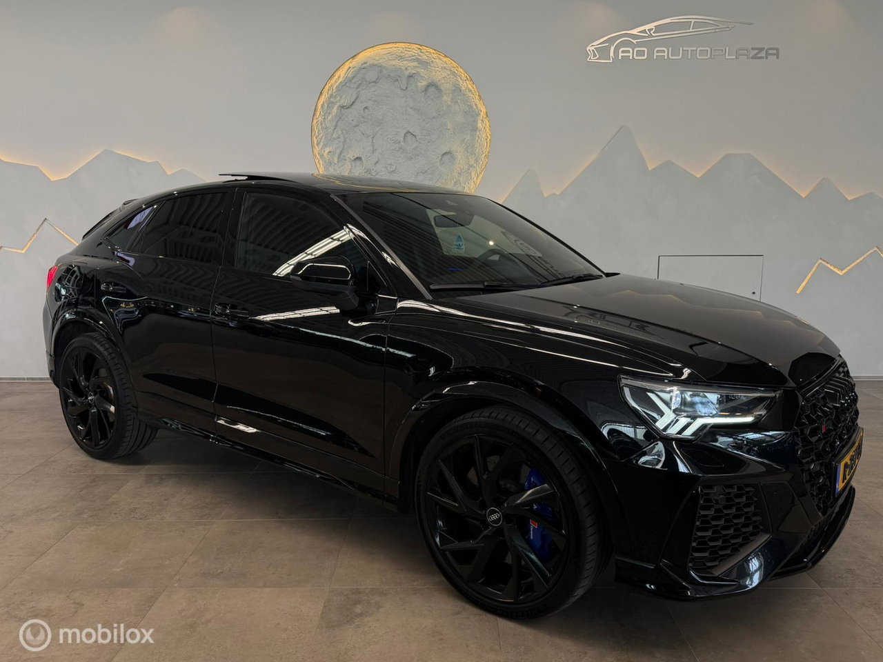 Audi RSQ3