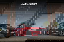 BMW 3 Serie - Touring 318i Business Edition Plus | Sport Line | 2e eigenaar | NL auto | Shadow Line | HiFi audio | DAB | M-sportstuur | Sportstoelen | Ambient light | Carplay | PDC