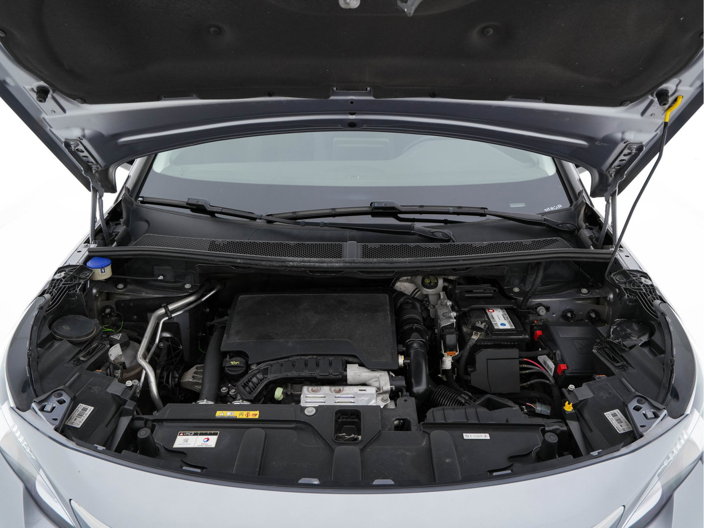 Peugeot 3008 1.2 PureTech Blue Lease Executive *NAVI-FULLMAP | DIGI-COCKPIT | SPORT-SEATS | ECC | PDC | CRUISE | CARPLAY  | PRIVACY-GLASS | TOWBAR | 17"ALU*