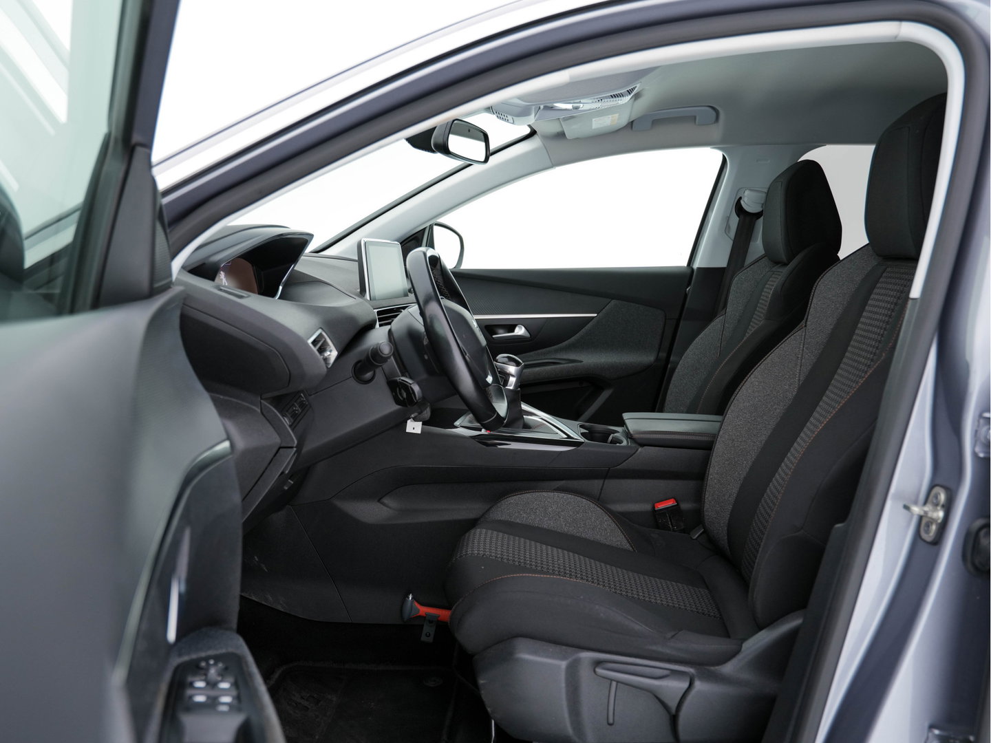 Peugeot 3008 1.2 PureTech Blue Lease Executive *NAVI-FULLMAP | DIGI-COCKPIT | SPORT-SEATS | ECC | PDC | CRUISE | CARPLAY  | PRIVACY-GLASS | TOWBAR | 17"ALU*