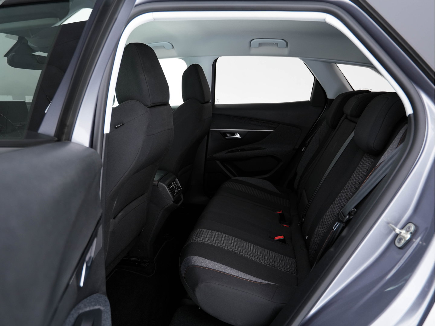 Peugeot 3008 1.2 PureTech Blue Lease Executive *NAVI-FULLMAP | DIGI-COCKPIT | SPORT-SEATS | ECC | PDC | CRUISE | CARPLAY  | PRIVACY-GLASS | TOWBAR | 17"ALU*