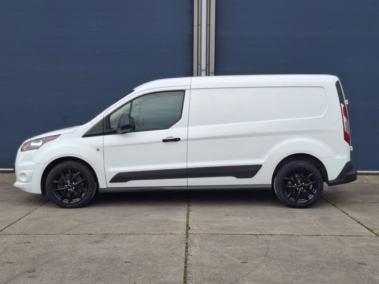 Ford Transit Connect 1.5 TDCI L2 Trend HP AIRCO / TREKHAAK / EURO 6 / 3 ZITS
