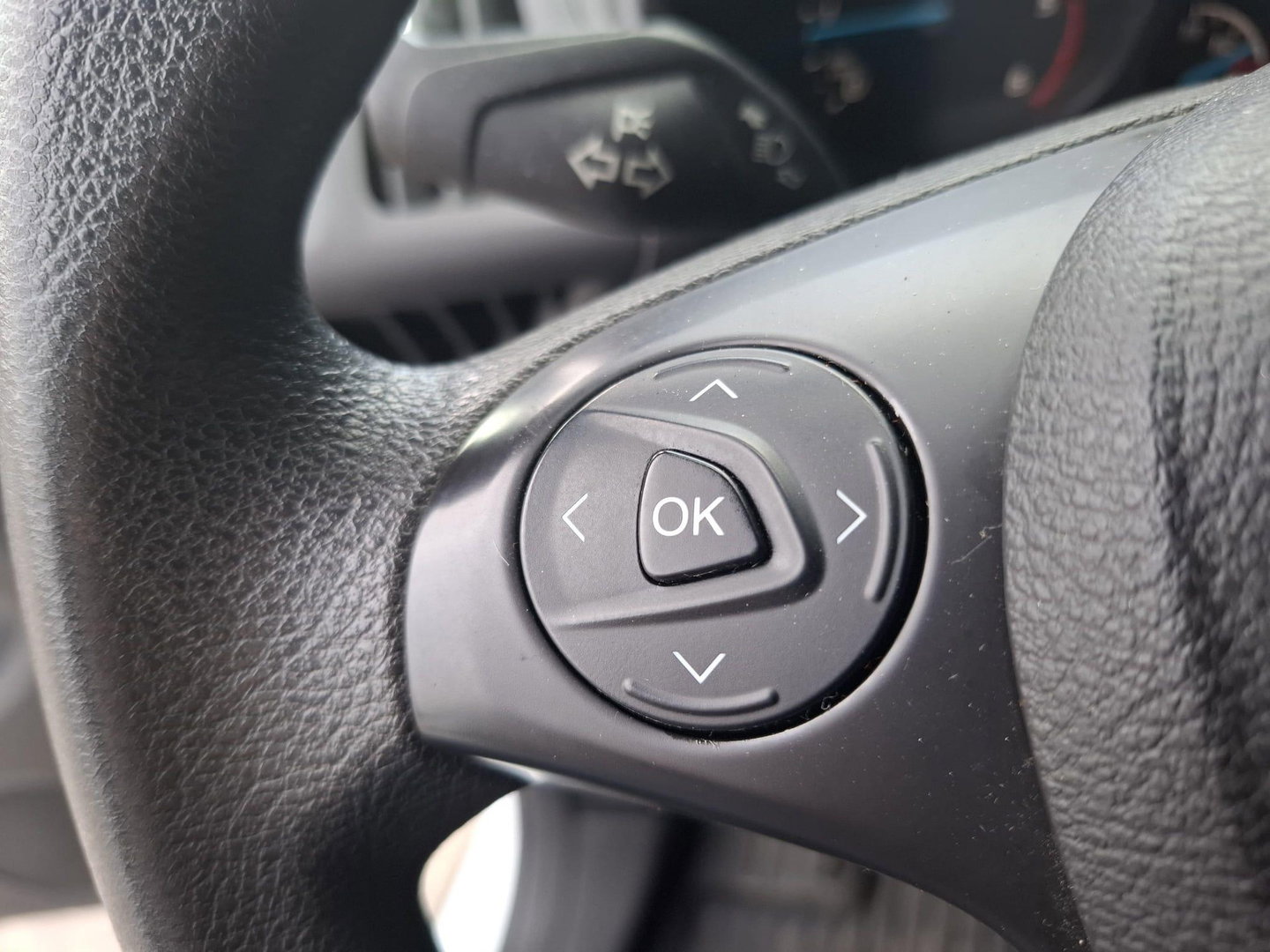 Ford Transit Connect 1.5 TDCI L2 Trend HP AIRCO / TREKHAAK / EURO 6 / 3 ZITS