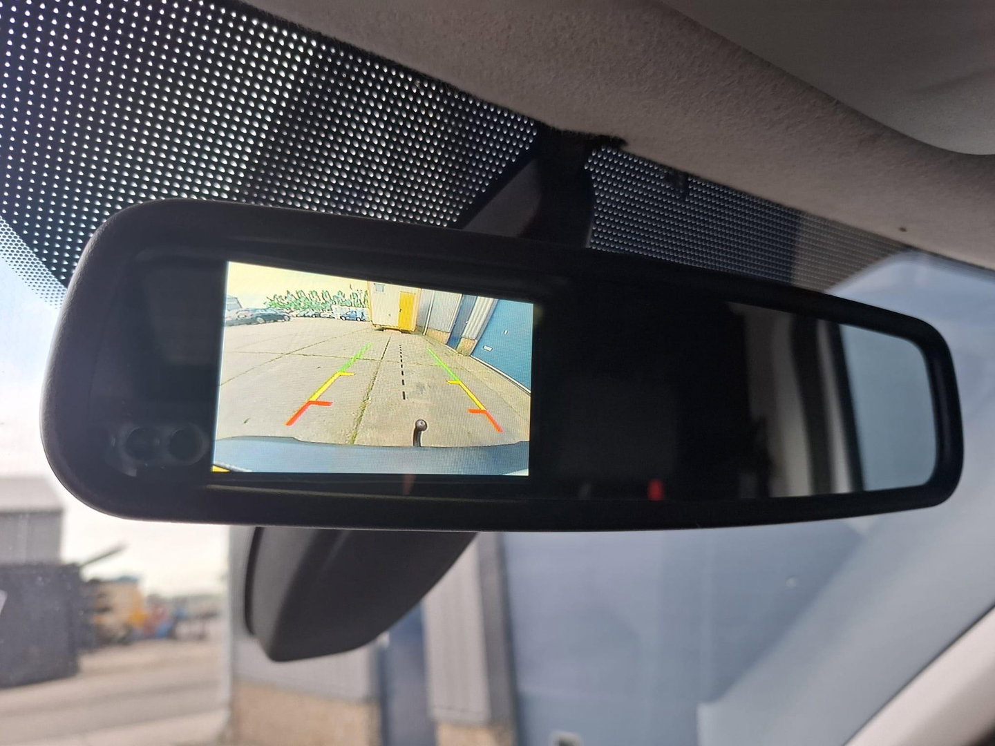 Ford Transit Connect 1.5 TDCI L2 Trend HP AIRCO / TREKHAAK / EURO 6 / 3 ZITS