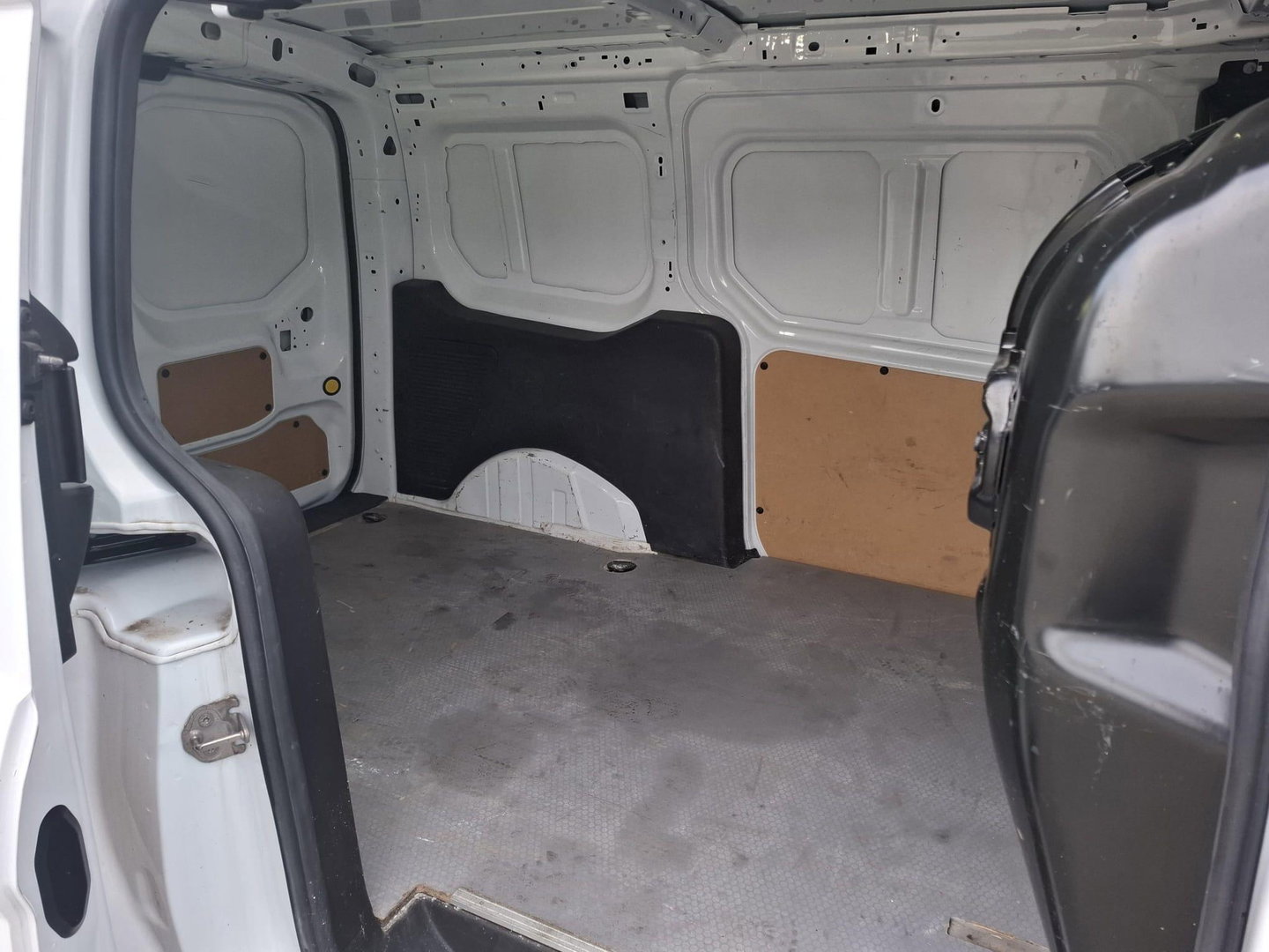 Ford Transit Connect 1.5 TDCI L2 Trend HP AIRCO / TREKHAAK / EURO 6 / 3 ZITS