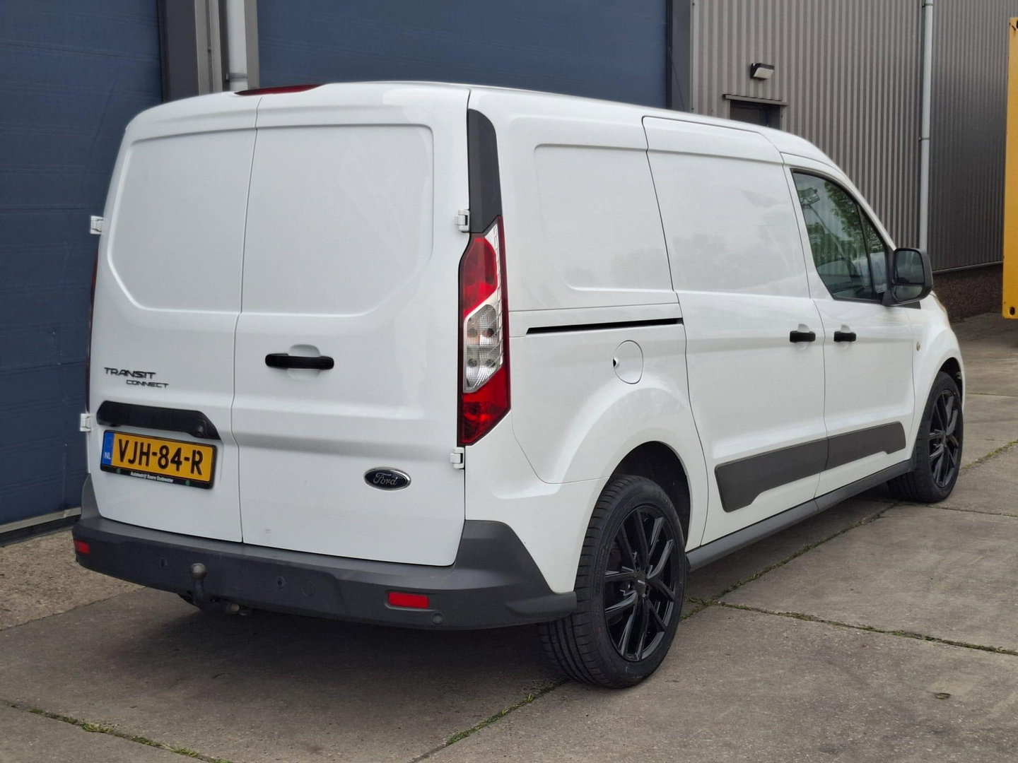 Ford Transit Connect 1.5 TDCI L2 Trend HP AIRCO / TREKHAAK / EURO 6 / 3 ZITS
