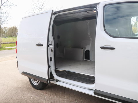 Opel Vivaro 2.0 CDTI 145 L3 Airco | 3 zitpl. | 8.900km | Camera | Laadruimtebetimmering
