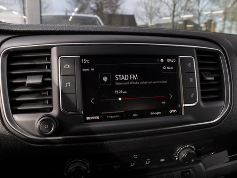 Opel Vivaro 2.0 CDTI 145 L3 Airco | 3 zitpl. | 8.900km | Camera | Laadruimtebetimmering