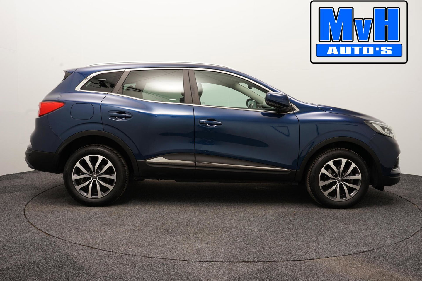 Renault Kadjar 1.3 TCe Intens|CAMERA|LED|TREKH|CLIMA|CARPLAY