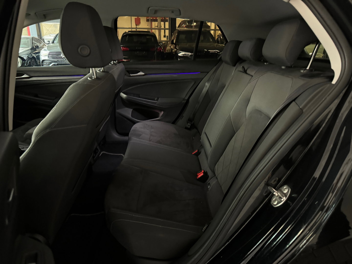 Volkswagen Golf 1.5 eTSI Style Keyles|Memory|Massage|IQ|Camera