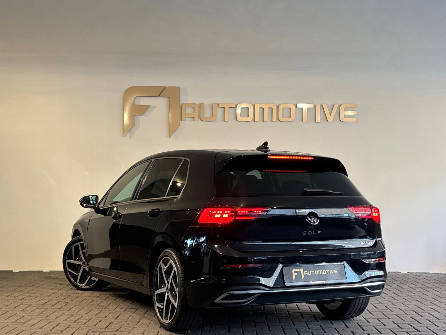 Volkswagen Golf 1.5 eTSI Style Keyles|Memory|Massage|IQ|Camera