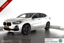 BMW X2 - 1.8i 140PK sDrive Automaat Lefhebber Edition pano|trekhaak|led|nav|ecc|parkassist|lmv19