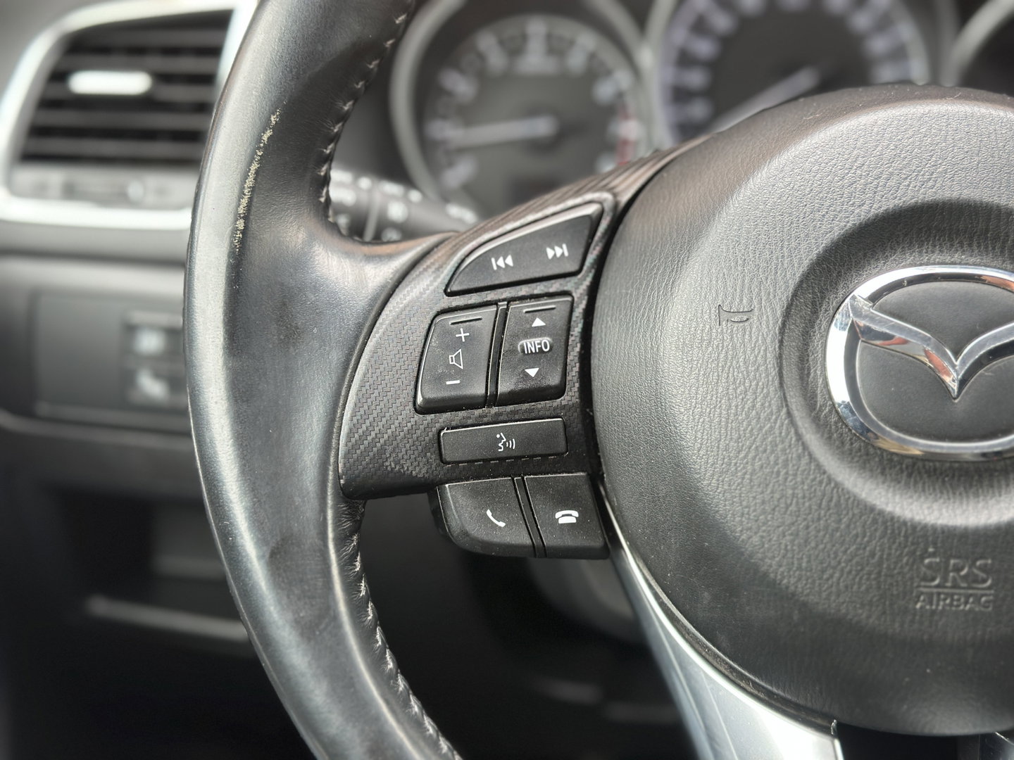 Mazda CX-5 2.0 SkyActiv-G 165 TS 2WD | Cruise Control | Parkeersensoren | Stoelverwarming | Dodehoek Sensor | Trekhaak | DAB | Bluetooth | Airconditioning