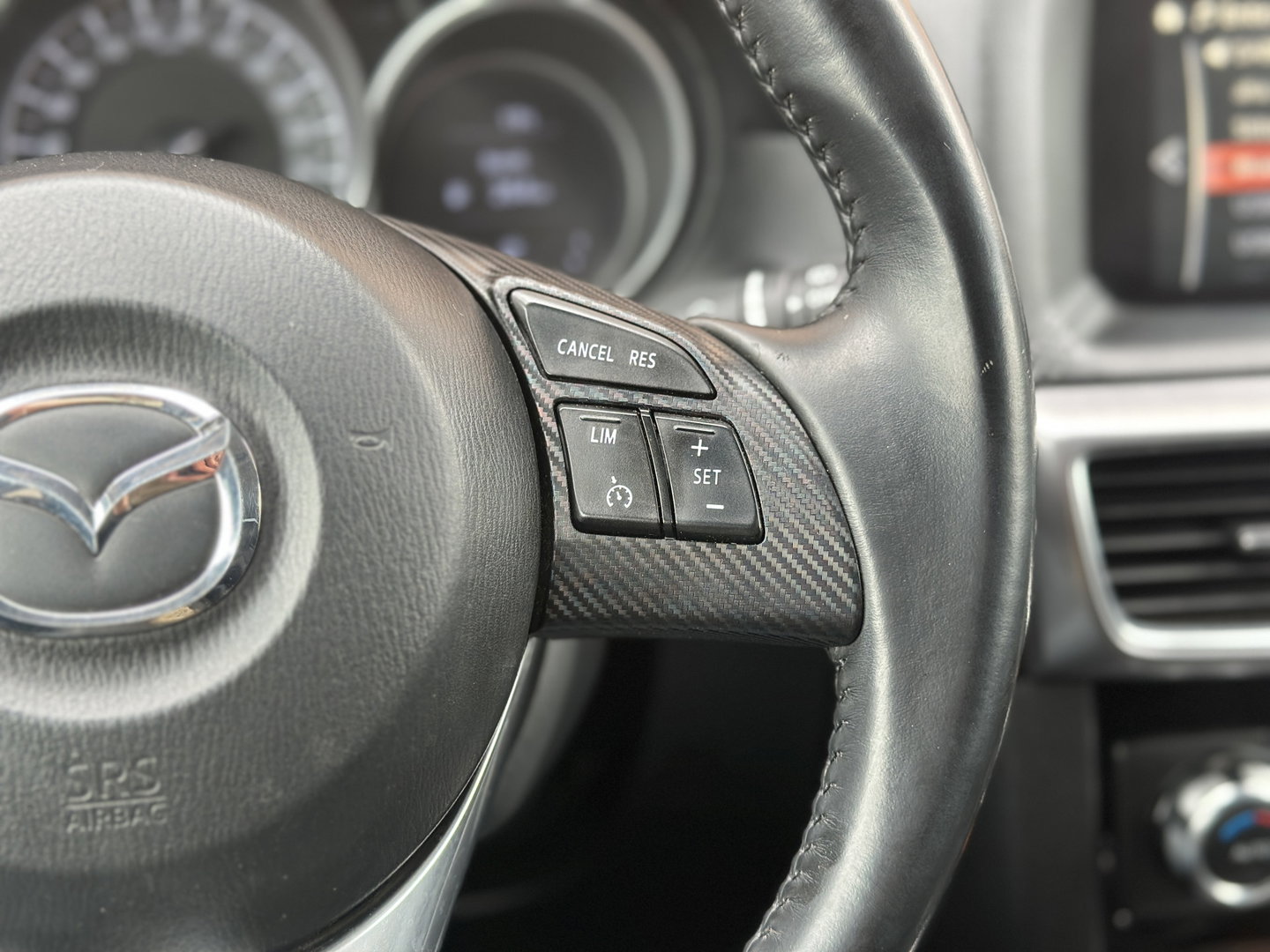 Mazda CX-5 2.0 SkyActiv-G 165 TS 2WD | Cruise Control | Parkeersensoren | Stoelverwarming | Dodehoek Sensor | Trekhaak | DAB | Bluetooth | Airconditioning