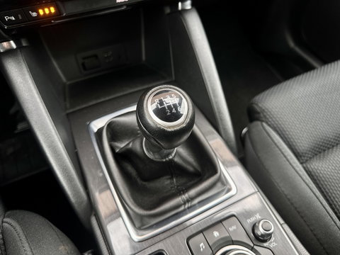 Mazda CX-5 2.0 SkyActiv-G 165 TS 2WD | Cruise Control | Parkeersensoren | Stoelverwarming | Dodehoek Sensor | Trekhaak | DAB | Bluetooth | Airconditioning