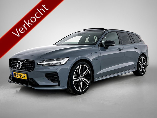Volvo V60 - 2.0 T8 Hybride AWD R-Design / Trekhaak / Panoramadak / Leder / Navigatie / Adap. Cruise / Pdc.V+A / Apk 10-2027