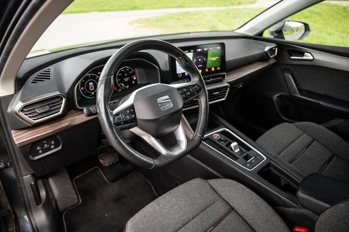 SEAT Leon Sportstourer 1.4 TSI eHybrid PHEV FR Business Intense EXCELLENCE / CARPLAY / AIRCO / CAMERA / DEALER ONDERHOUDEN