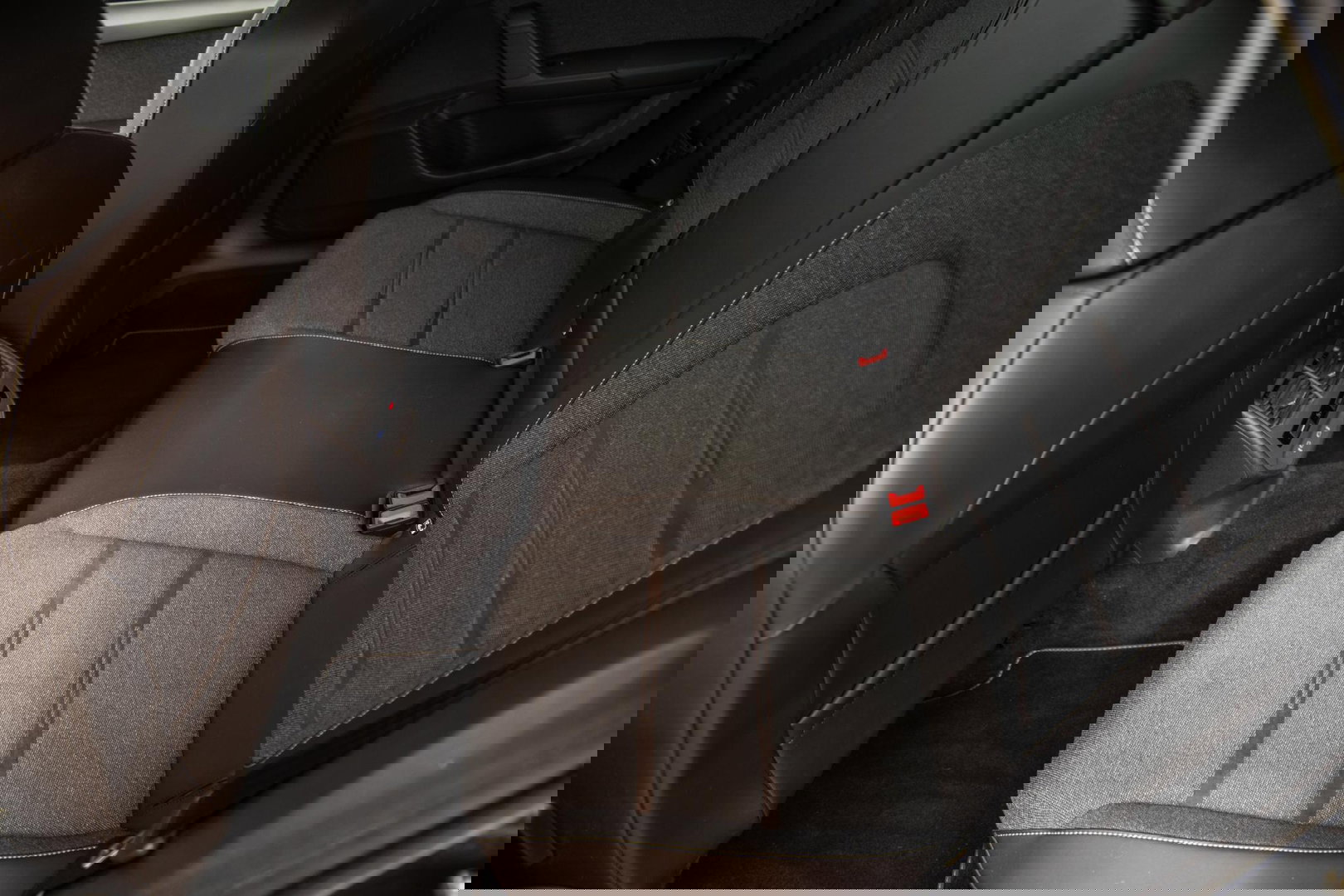 SEAT Leon Sportstourer 1.4 TSI eHybrid PHEV FR Business Intense EXCELLENCE / CARPLAY / AIRCO / CAMERA / DEALER ONDERHOUDEN