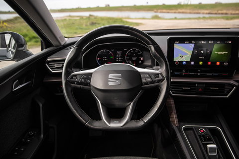 SEAT Leon Sportstourer 1.4 TSI eHybrid PHEV FR Business Intense EXCELLENCE / CARPLAY / AIRCO / CAMERA / DEALER ONDERHOUDEN